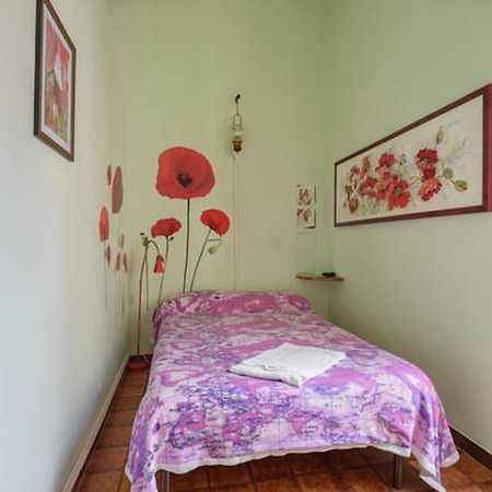 Hotel Sixbeds Roma Esterno foto