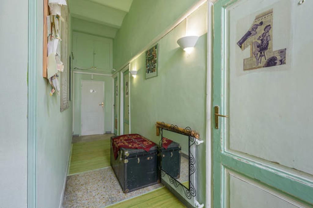 Hotel Sixbeds Roma Esterno foto