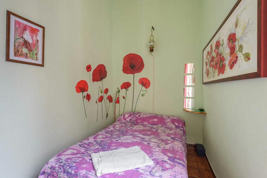 Hotel Sixbeds Roma Esterno foto