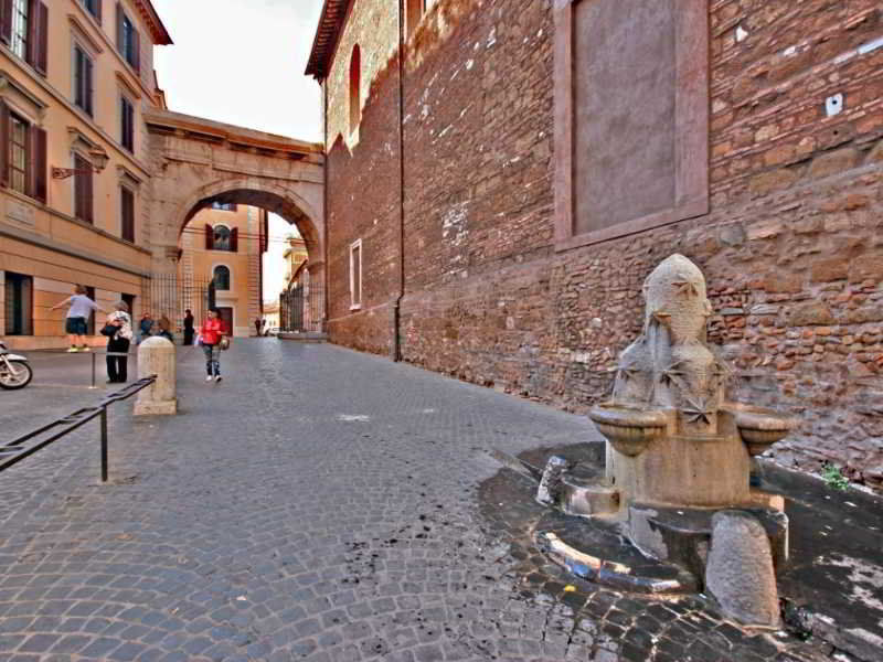Hotel Sixbeds Roma Esterno foto