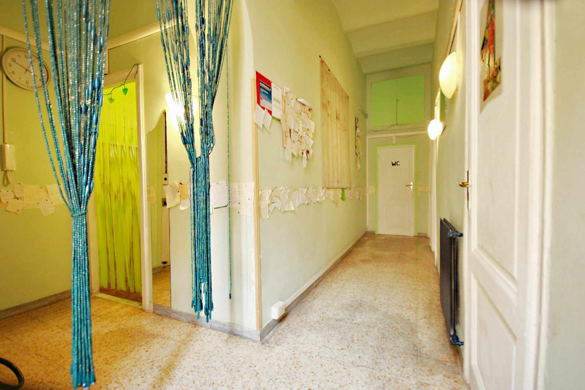 Hotel Sixbeds Roma Esterno foto