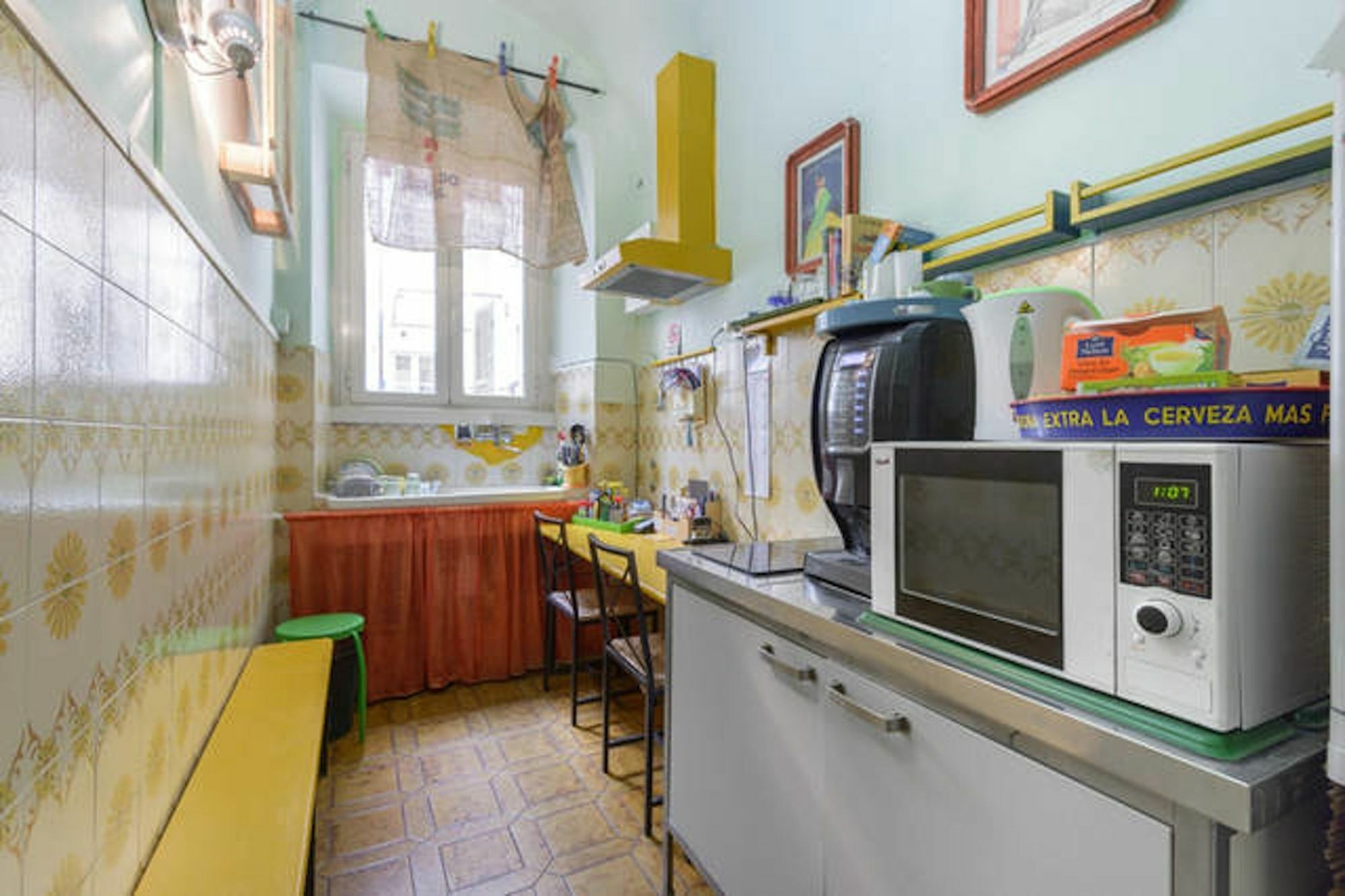 Hotel Sixbeds Roma Esterno foto